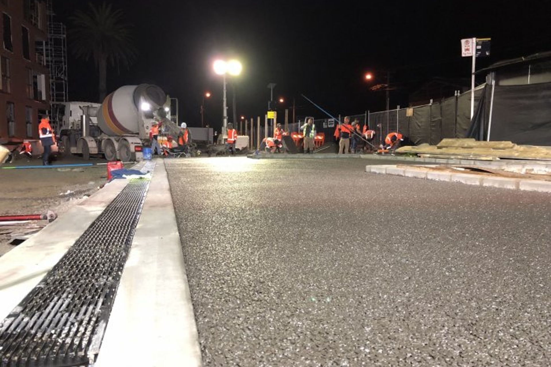 Henderson Valley Road “We received a call with regard to the permeable requirements for a site at 33 Henderson Valley Road,” explains Peter. “Permcon was ultimately chosen to supply the job by ACL, with the head contractor being Alaska Construction, beca