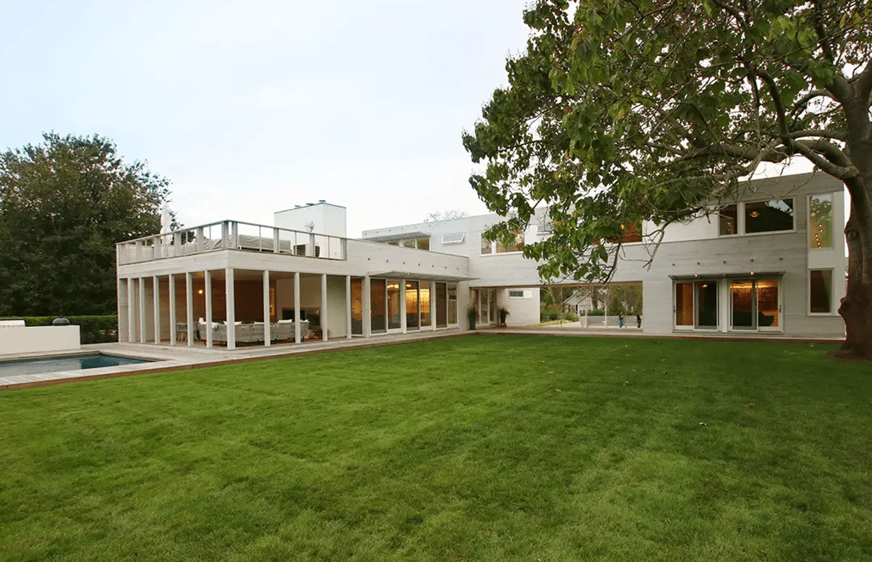 A rear view of the seven-bedroom modular home in Bridgehampton, N.Y., designed by Resolution 4 Architecture.