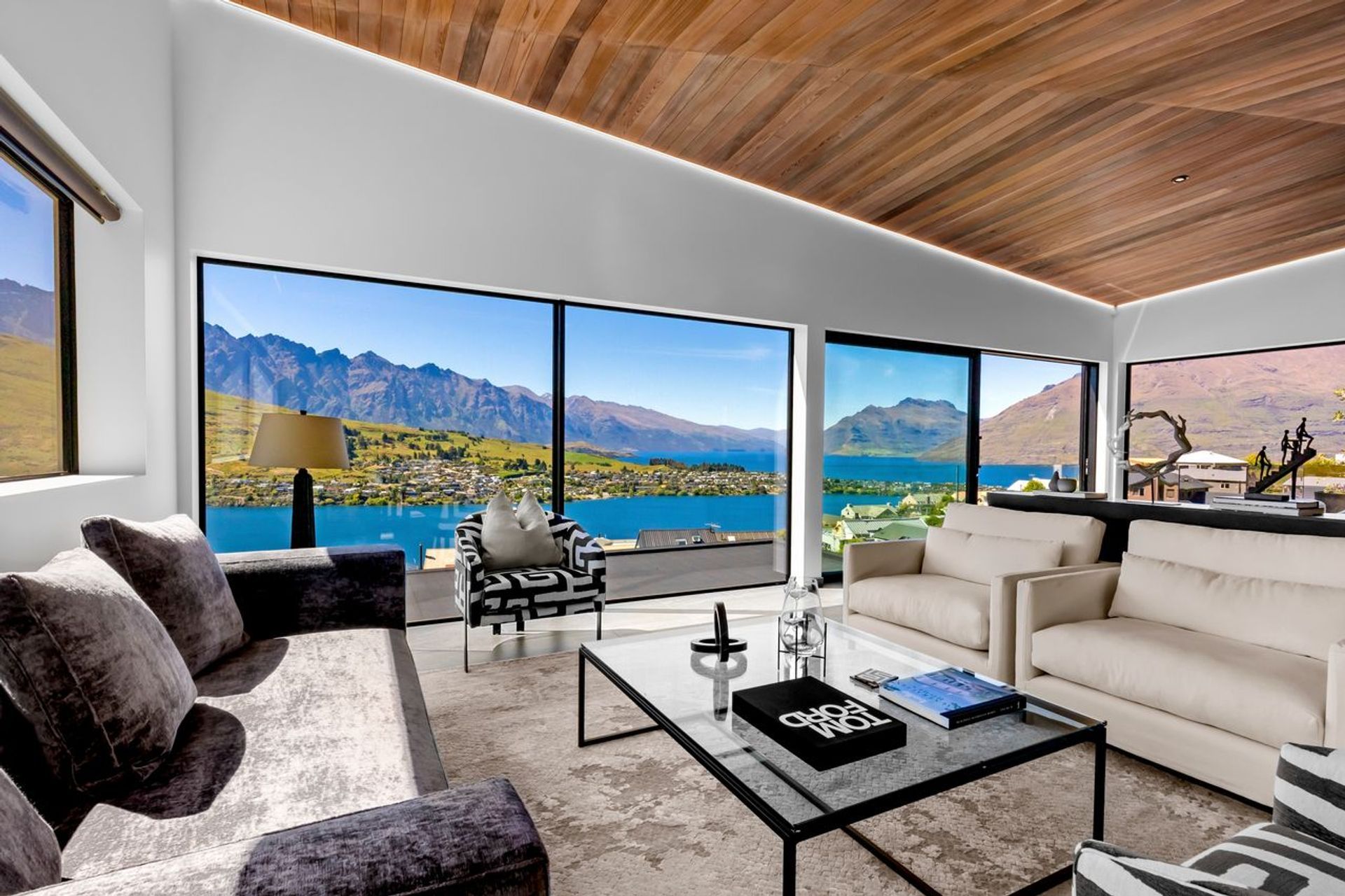 Contemporary New Zealand Home Overlooking the Country’s Longest Lake Lists for NZ$4.5 Million