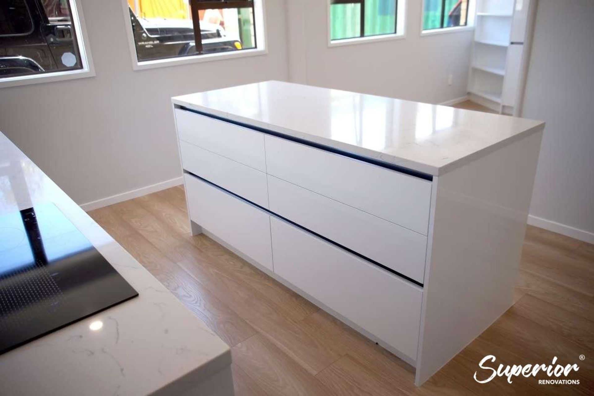 Kitchen Island with drawers