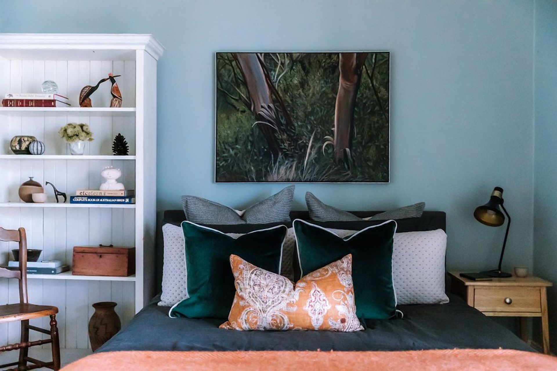 One should never forget about the decorative element when it comes to sheets and bedding, executed with grace at this country home in Beechworth