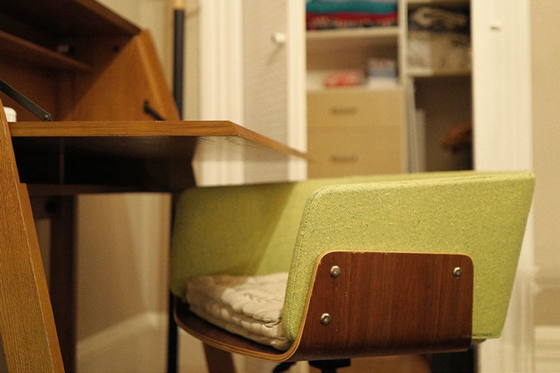 What is Mid-Century Modern Style?