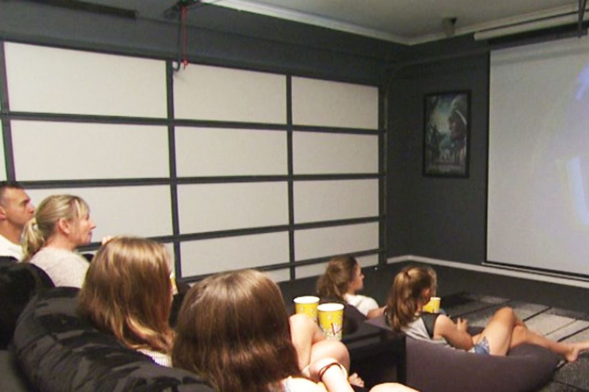 Insulated vs Uninsulated Garage Doors