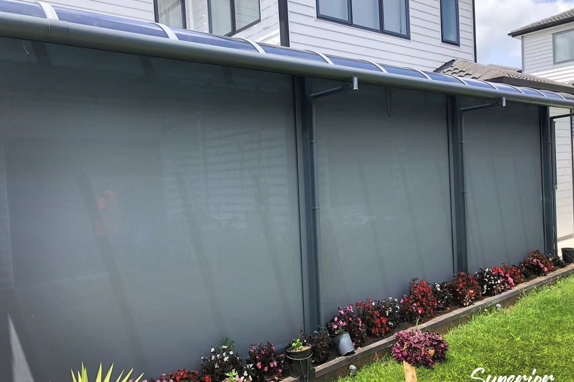 Pergola with roller blinds