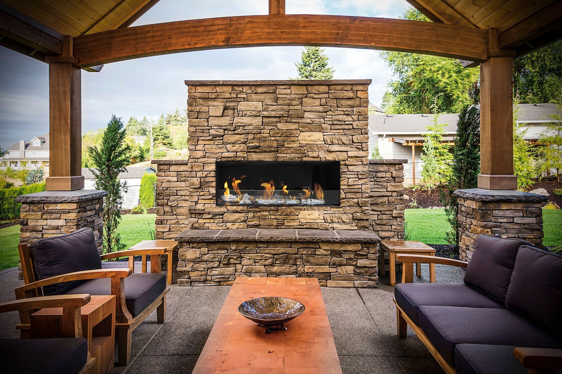 patio-horizon-gas-fireplace.jpg