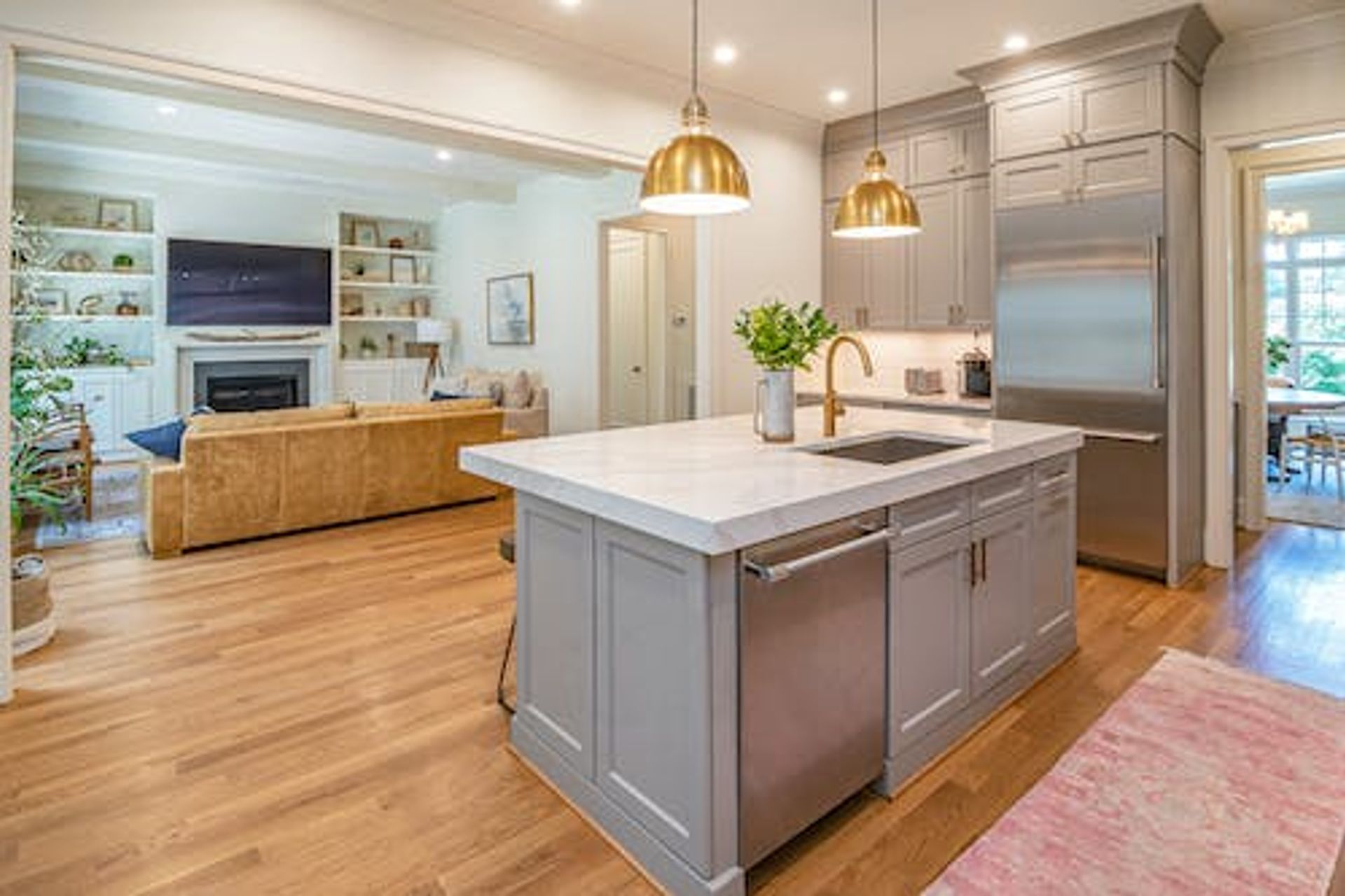 Dishwasher incorporated in kitchen island | Photo Credit – Unsplash