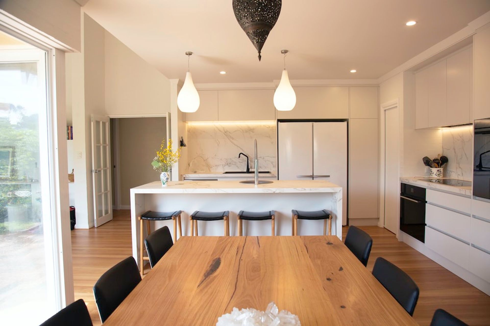 Consistent Colours Throughout the Kitchen | Photo Credit - Unsplash