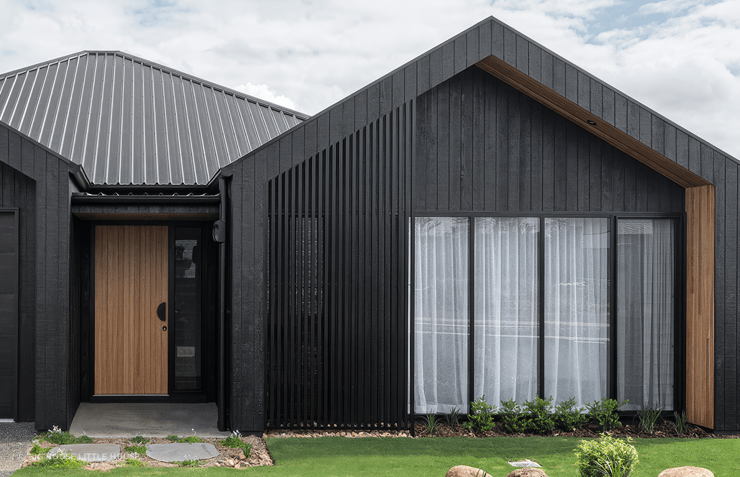 Weathergroove 150 Natural stained Intergrain Charred