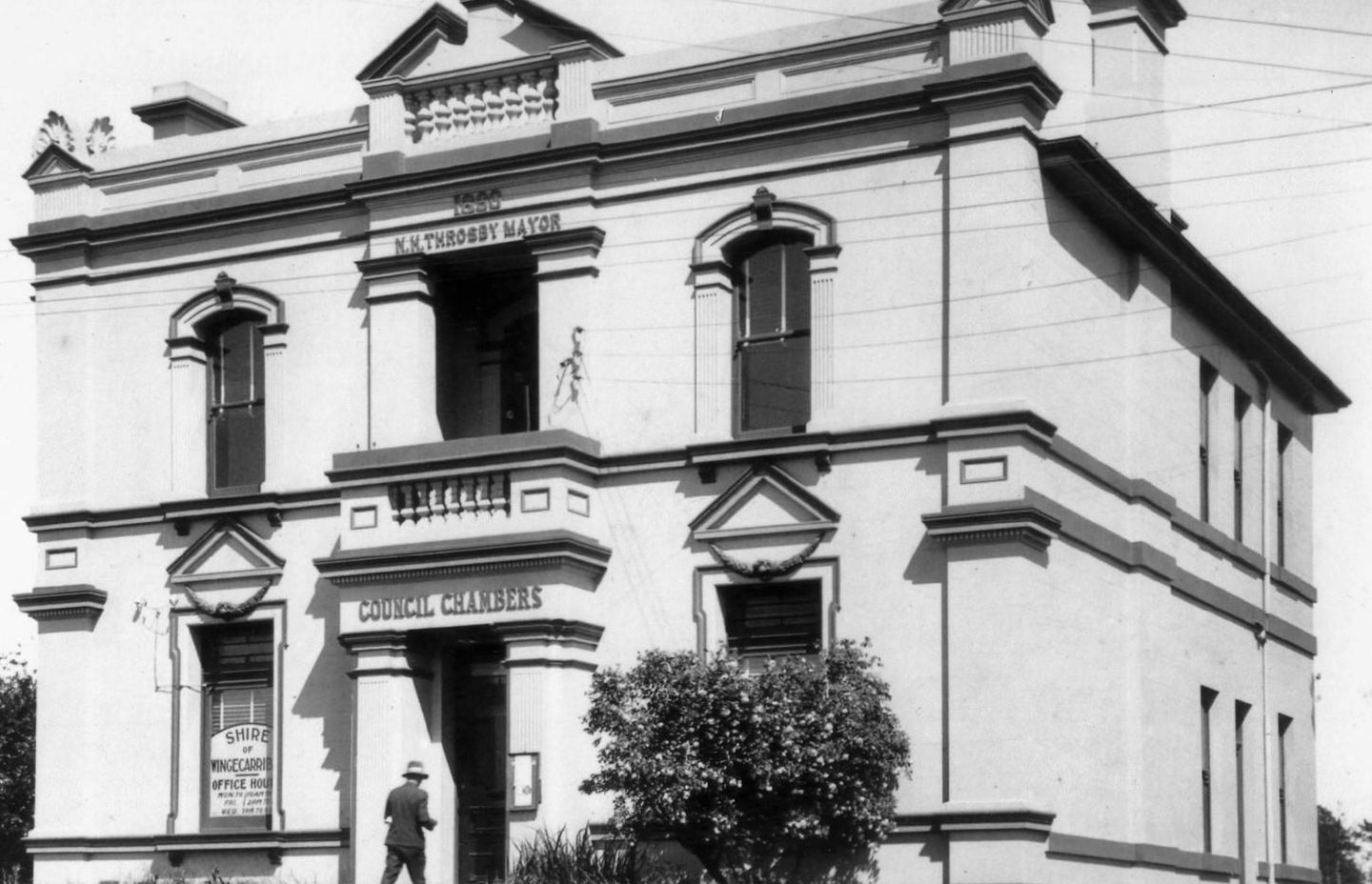 Historic image of Moss Manor.