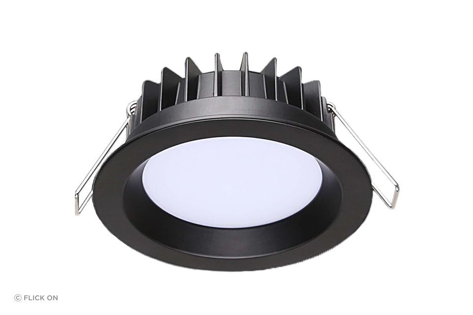 revo-downlight-flick-on-v2.jpg