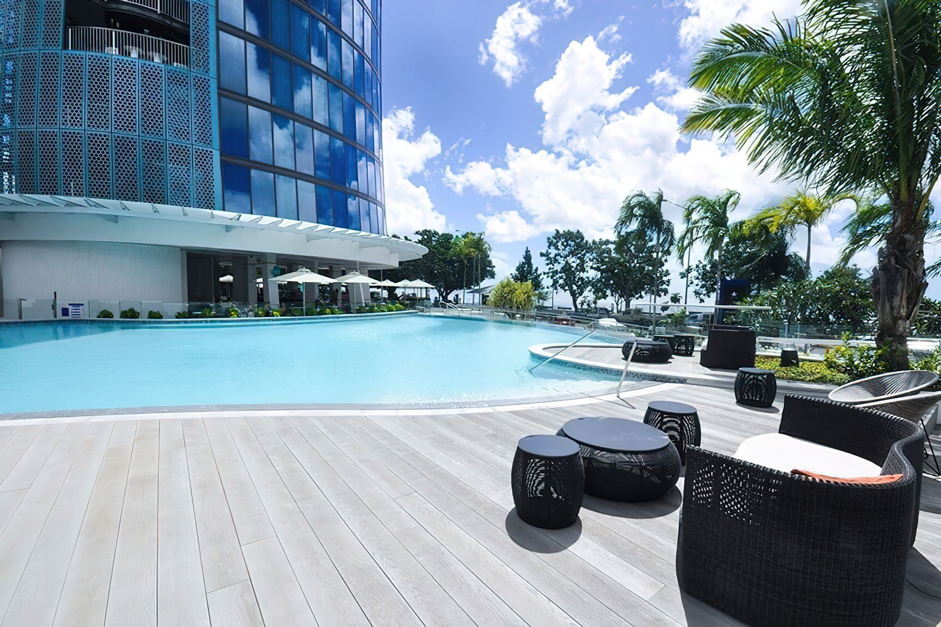 Stunning 5 Star Hotel Resort pool decking in Cairns.