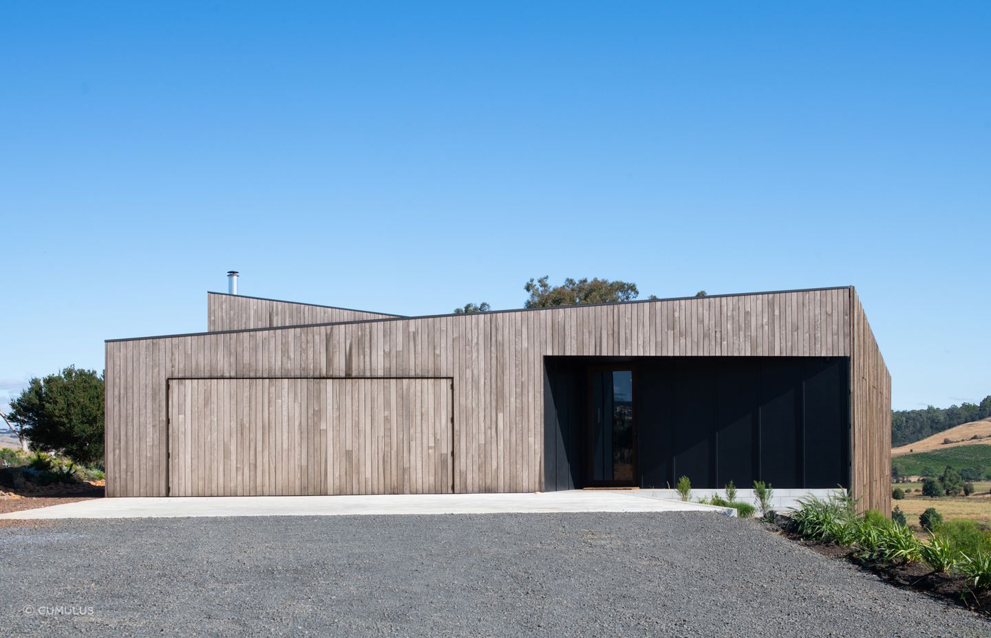 Riverstone's expansive driveway. Photography: Anjie Blair