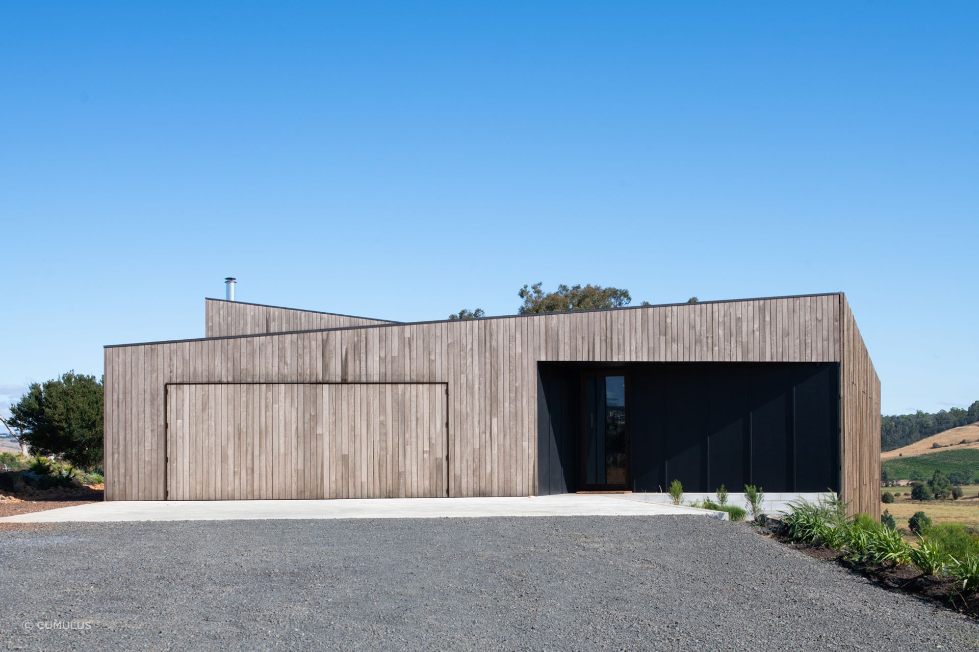Riverstone's expansive driveway. Photography: Anjie Blair