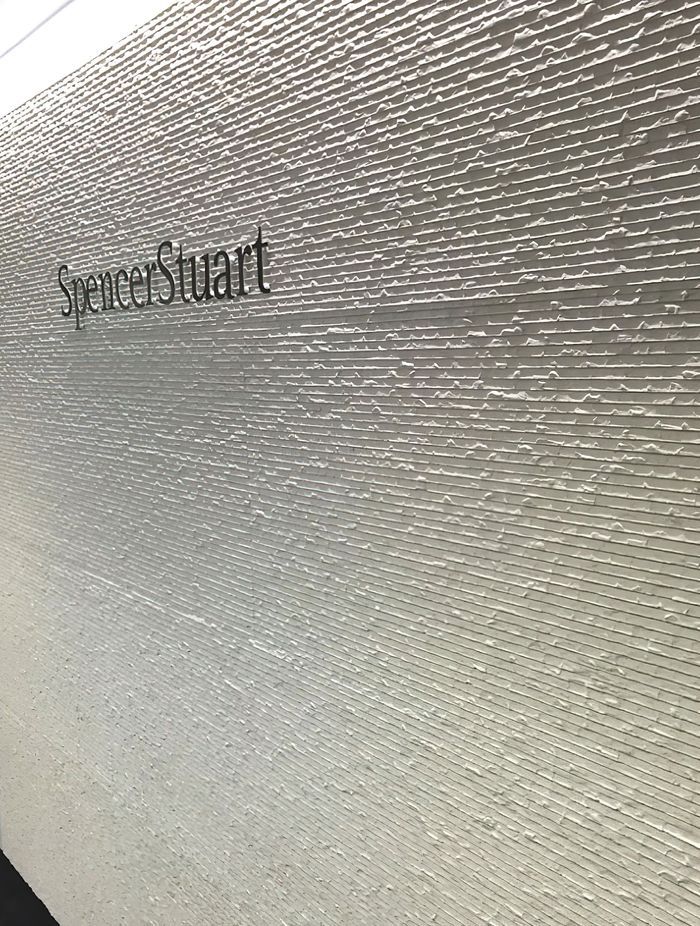 Stonini™ 3D Profiles range ‘Cabana’ in the Spencer Stuart Paris office