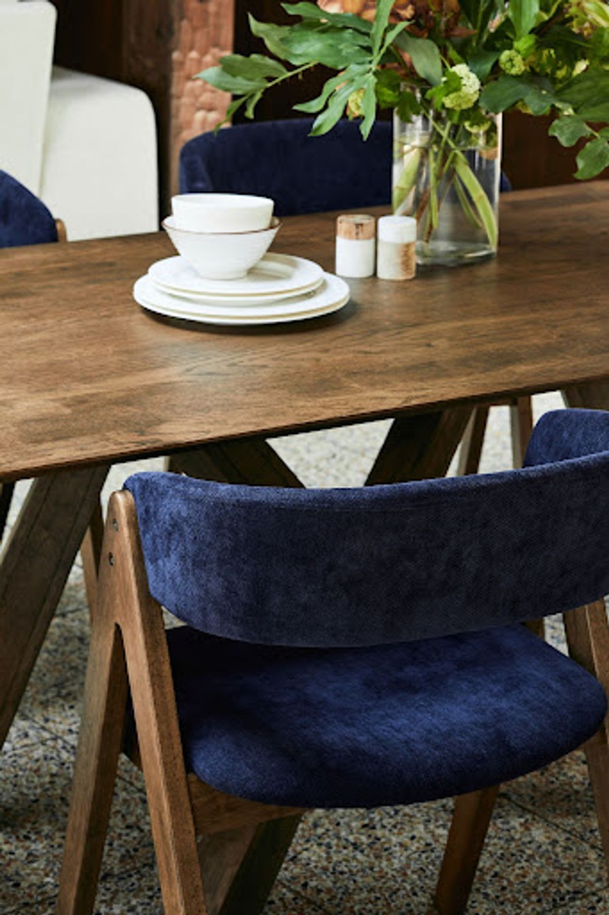 Dining Chair Designs: How to Pair with a Dining Table