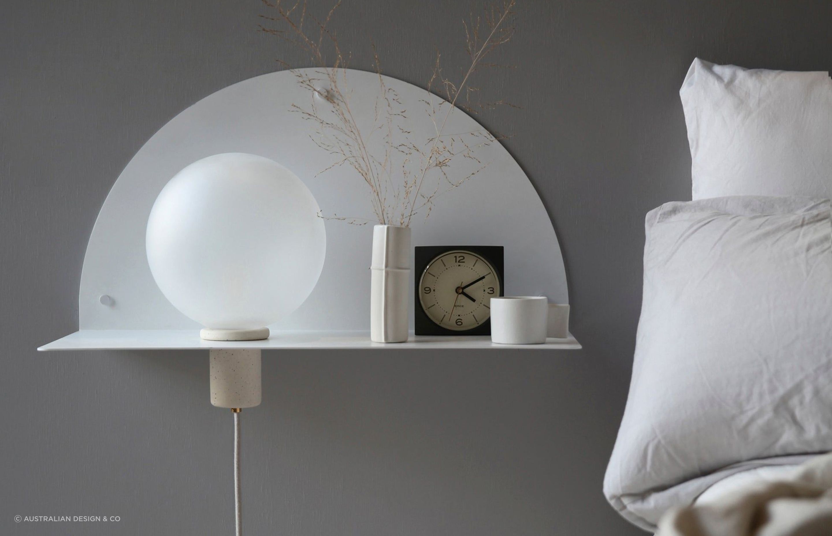 Minimalist Bedside Table Decor: Chic Ideas for a Serene Space