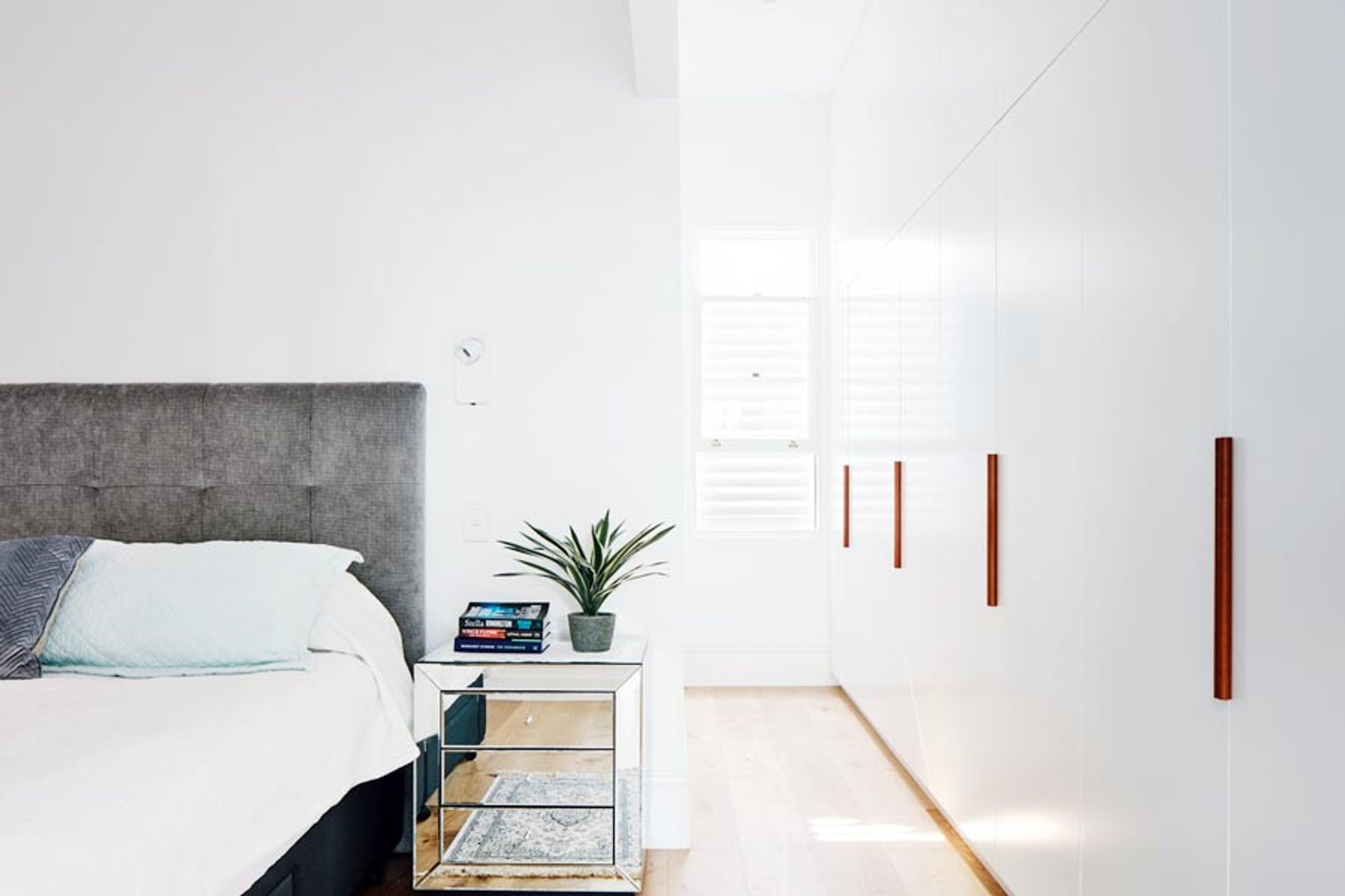 Custom Designed Built-Ins and Walk-In Wardobes