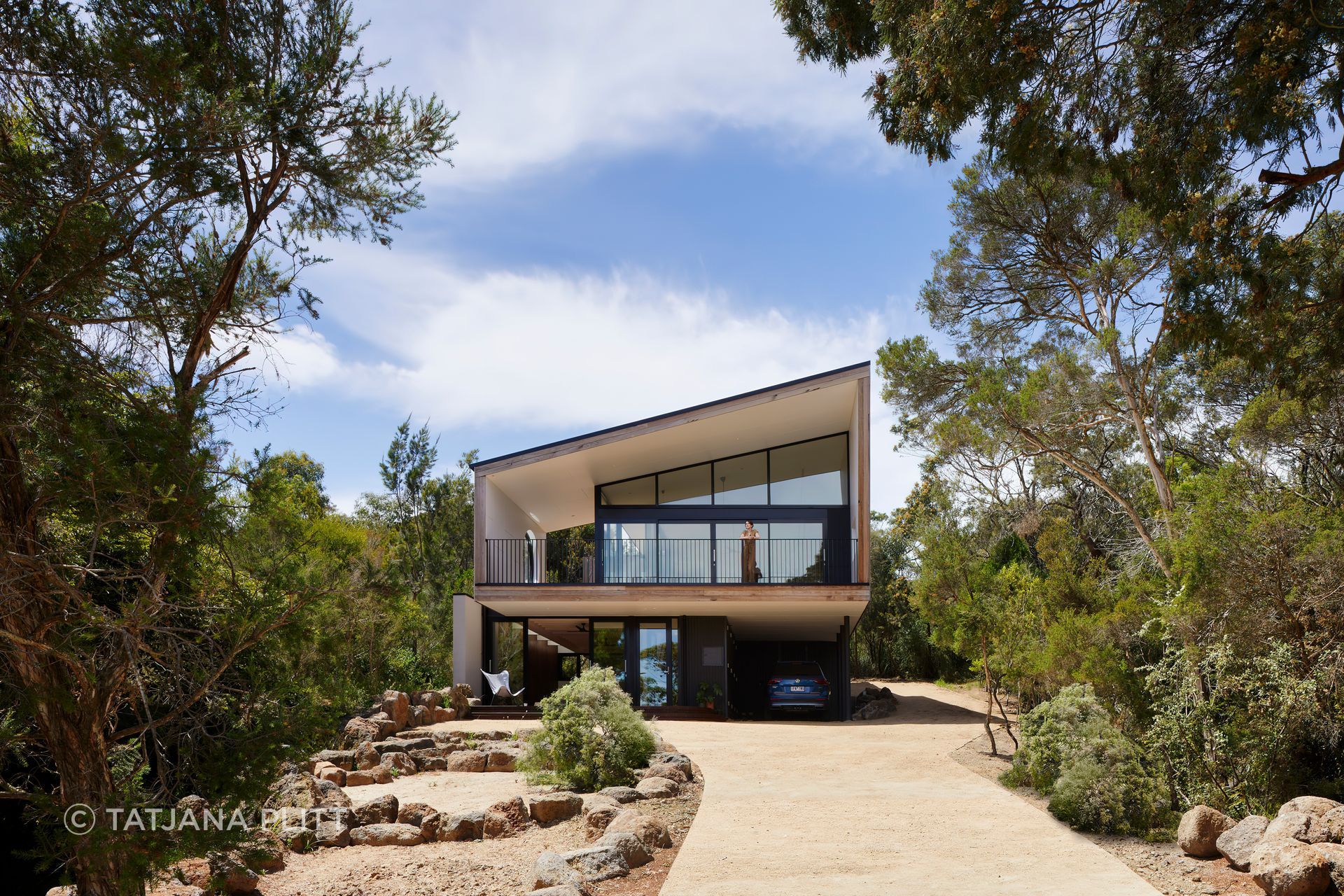 McCrae Bush House by Chan Architecture | Photo Credit: Tatjana Plitt