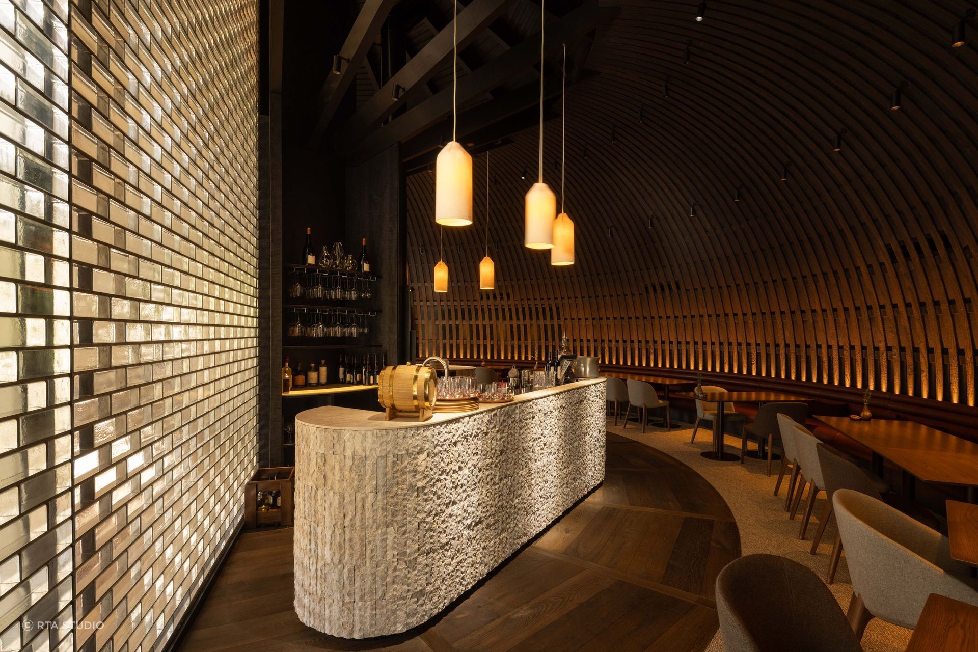 The Loft and Kitchen Refurbishment – Craggy Range by RTA Studio
