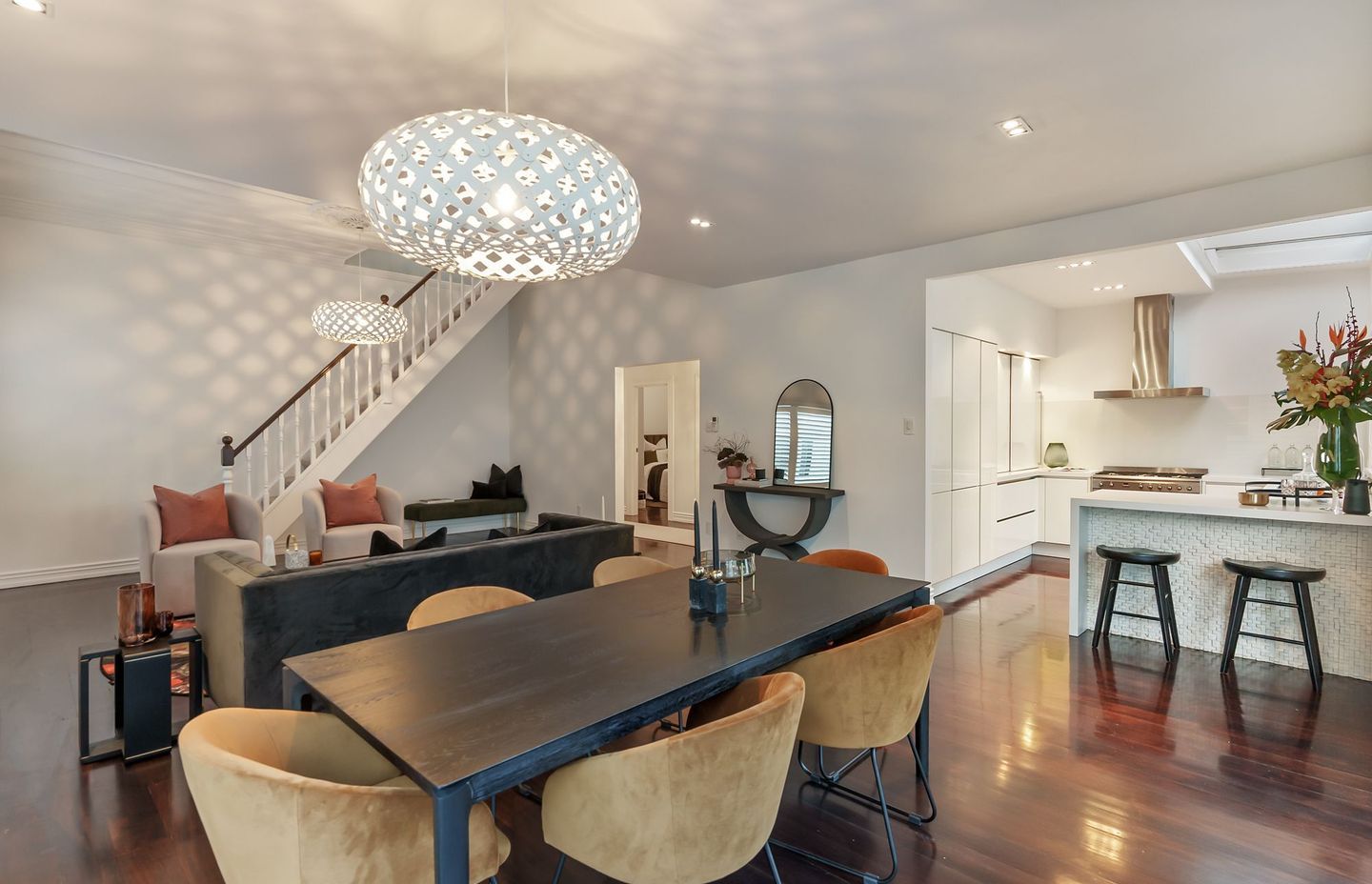 Natalie and Katie always gravitate towards spaces that have natural colours and materials.