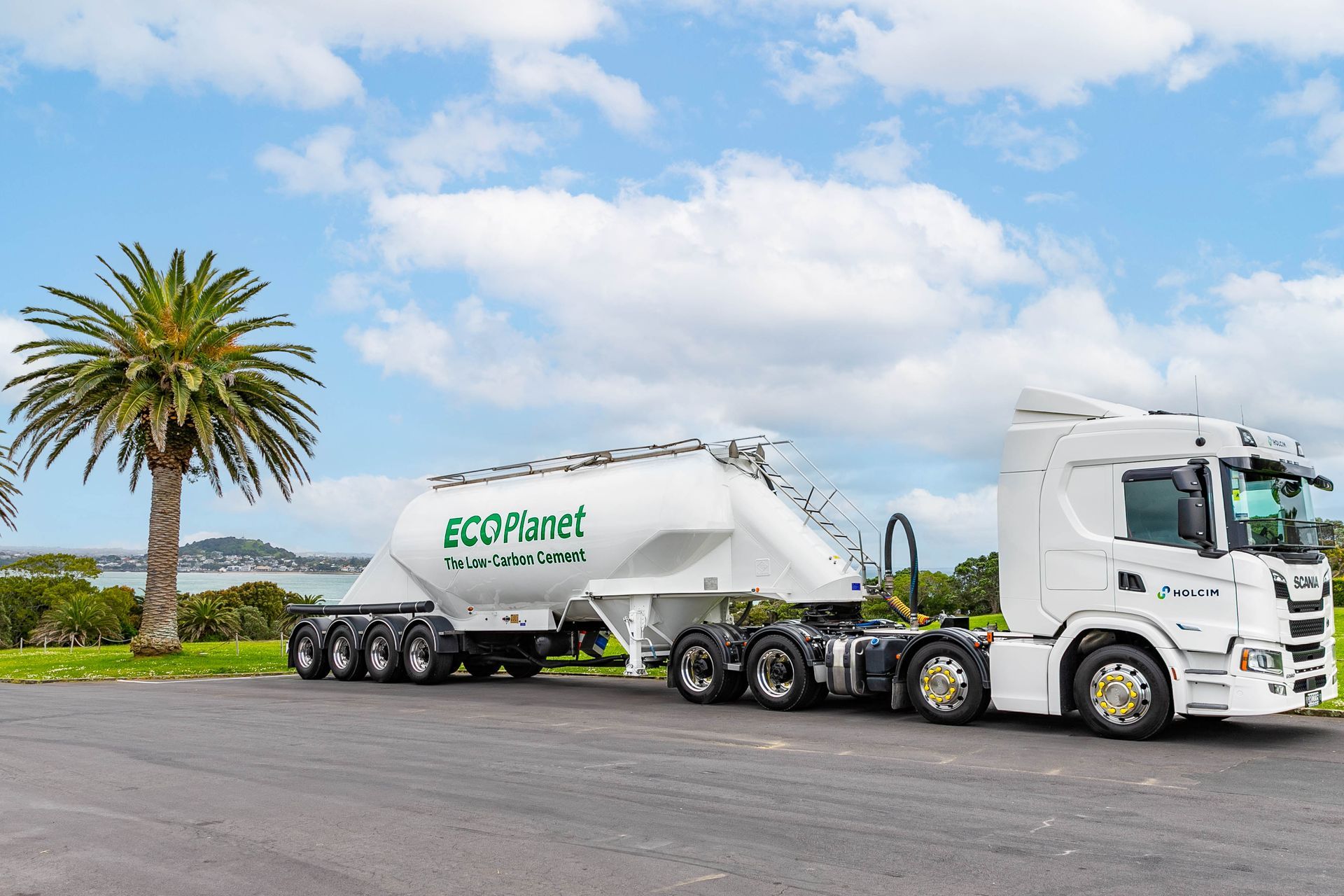 “Our Aotearoa, New Zealand customers are connected to advanced technology from our experts located locally and globally. Our local engineering and technical teams have decades of combined experience and have made significant contributions to some of New Zealand’s most technical, award-winning, building and construction projects."