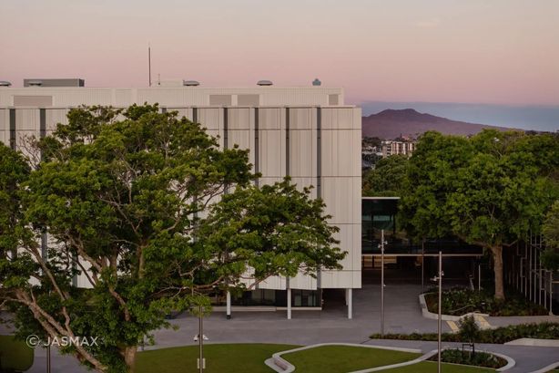 AUT Tukutuku by Jasmax | Photo Credit: Samuel Hartnett