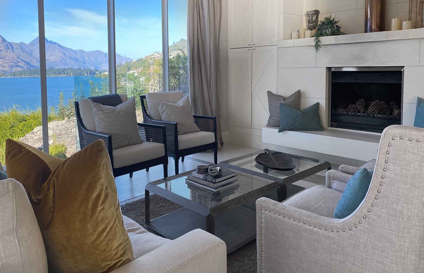 Originally from the South Island, the client of this Queenstown home had a strong connection with the landscape and wanted the interiors to reflect the outdoors.