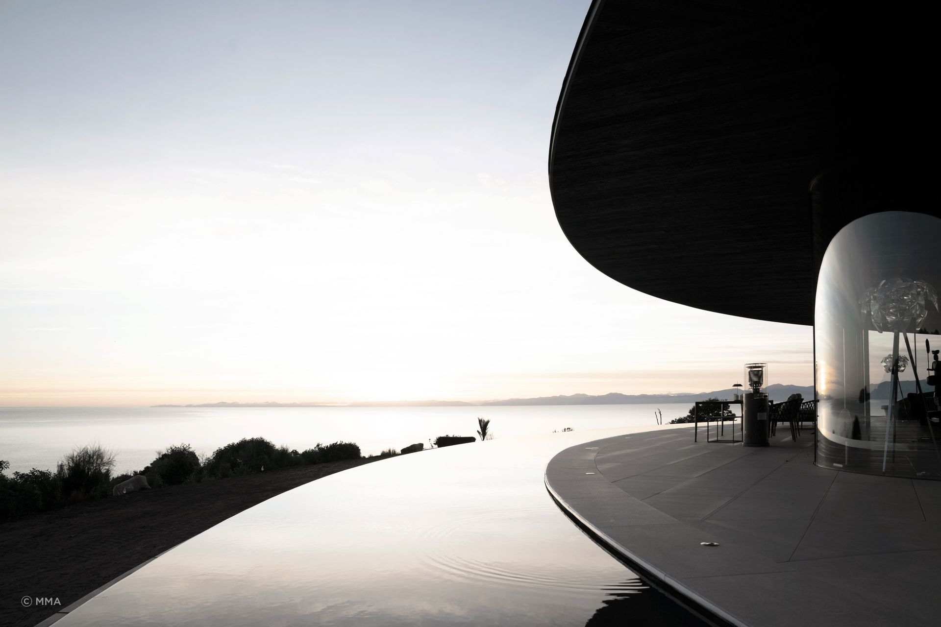 Ngaio Bay House by Monk Mackenzie