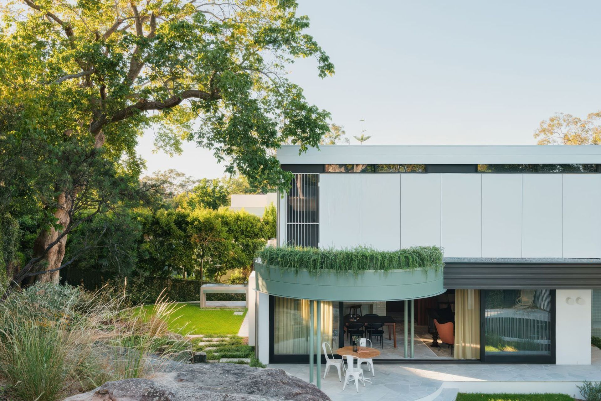 New Line House by Studio Prineas | Photo Credit: Clinton Weaver