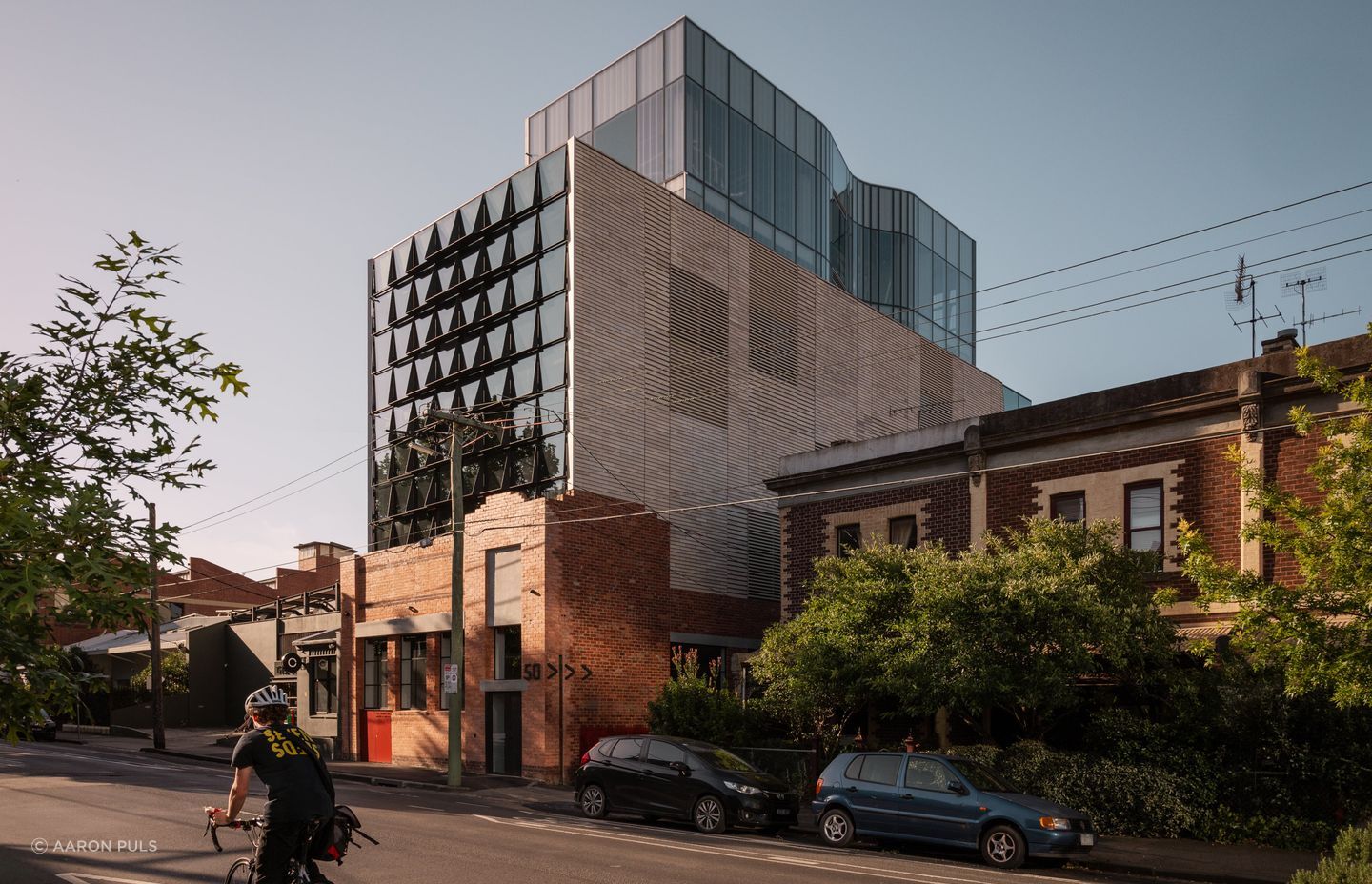 At Zero Gipps, the brick isn’t fully embedded in the concrete. “But the strength of the bond allowed the confidence to design and manufacture,” says Robertson.