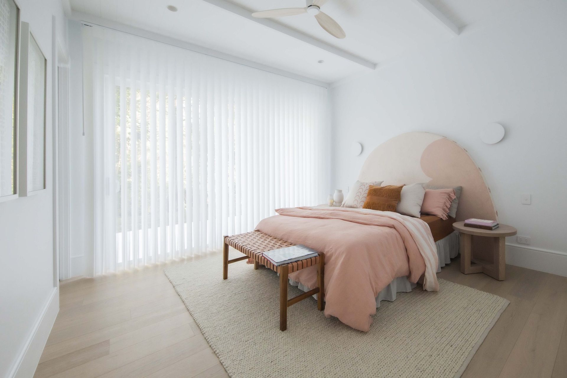 Luxaflex LumiShade is a contemporary take on a classic window covering and offers the perfect balance between versatility and elegance.