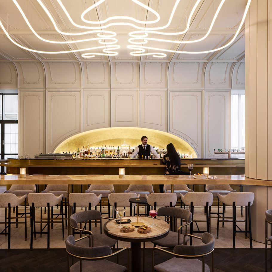 Innovative design iIlluminates an Art Nouveau-inspired hotel restaurant