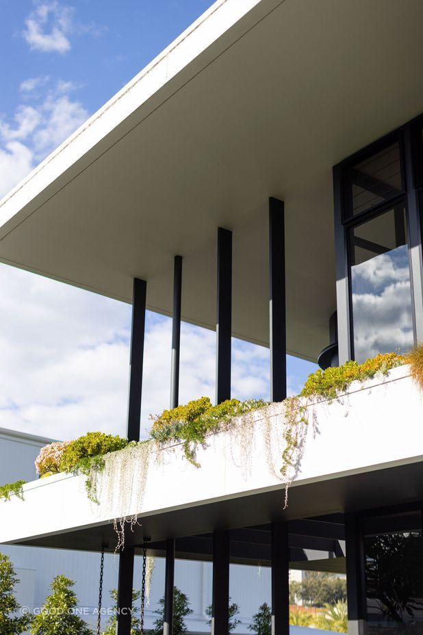 The Eagle House by Justin Humphrey Architects