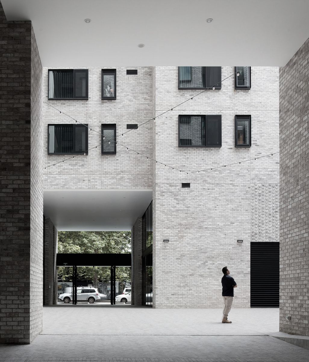 A contextually responsive development enriching resident living and community spirit