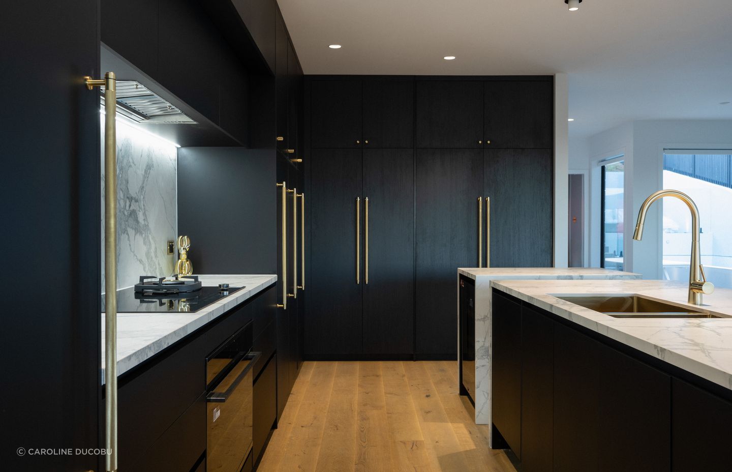 Alongside Justs Design, the project has been brought to life with the help of Jack Feng and the team at DH Kitchen.