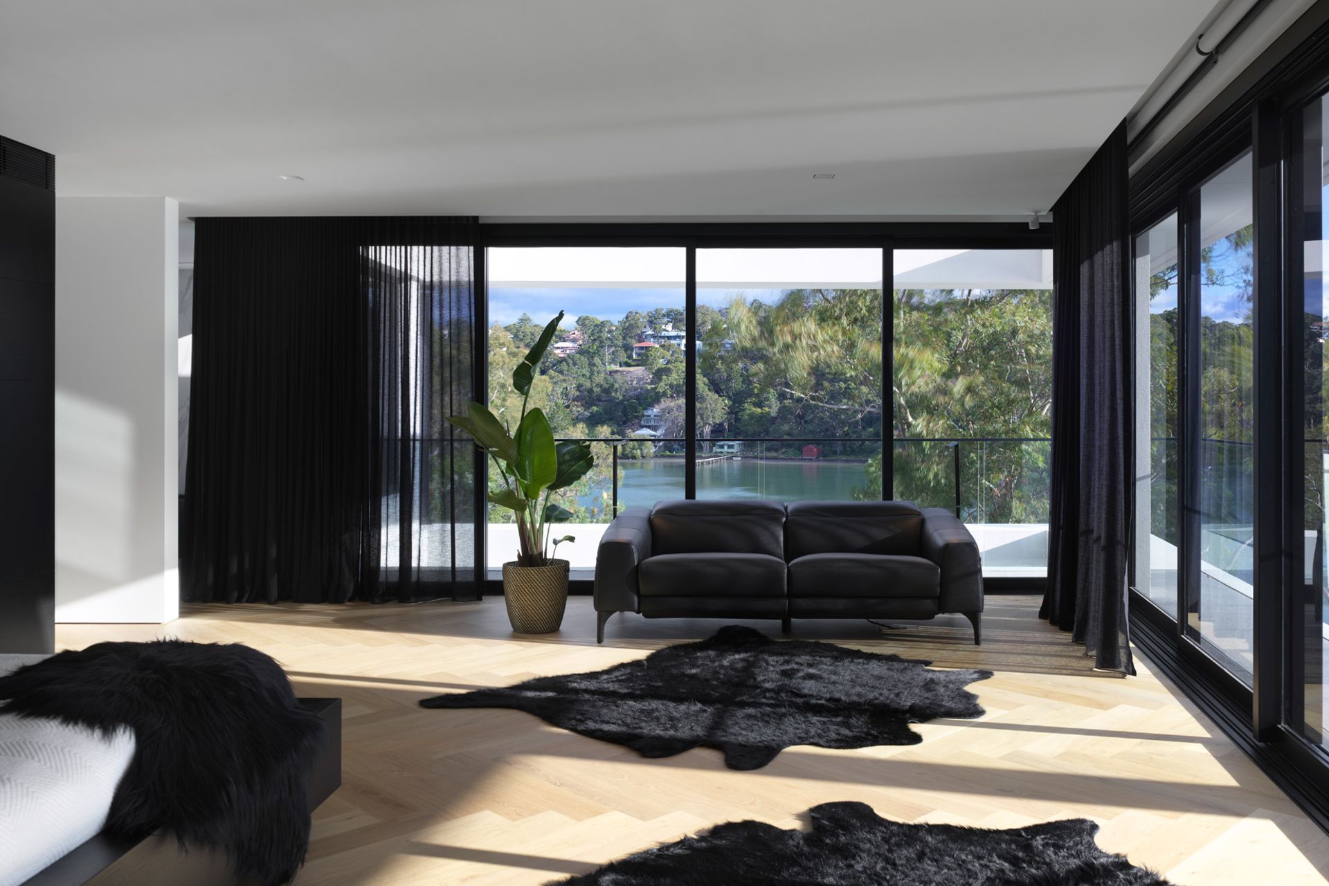Oyster Bay House by Couvaras Architects, Bakker Built and Farrugia Design | Photography by Luke Butterly