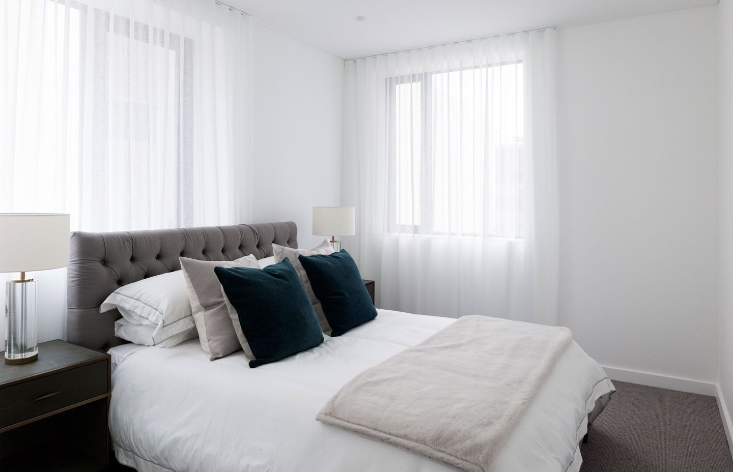 Whitton Lane by DJRD Architects in association with JCB Architects and Hutchinson | Photography by Luke Butterly