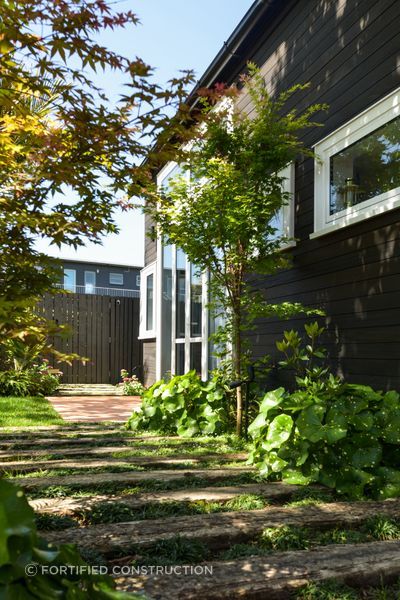 For the clients, the goal was to push the boundaries of what a small house could provide, and make the best use of the available space at the back of the property.