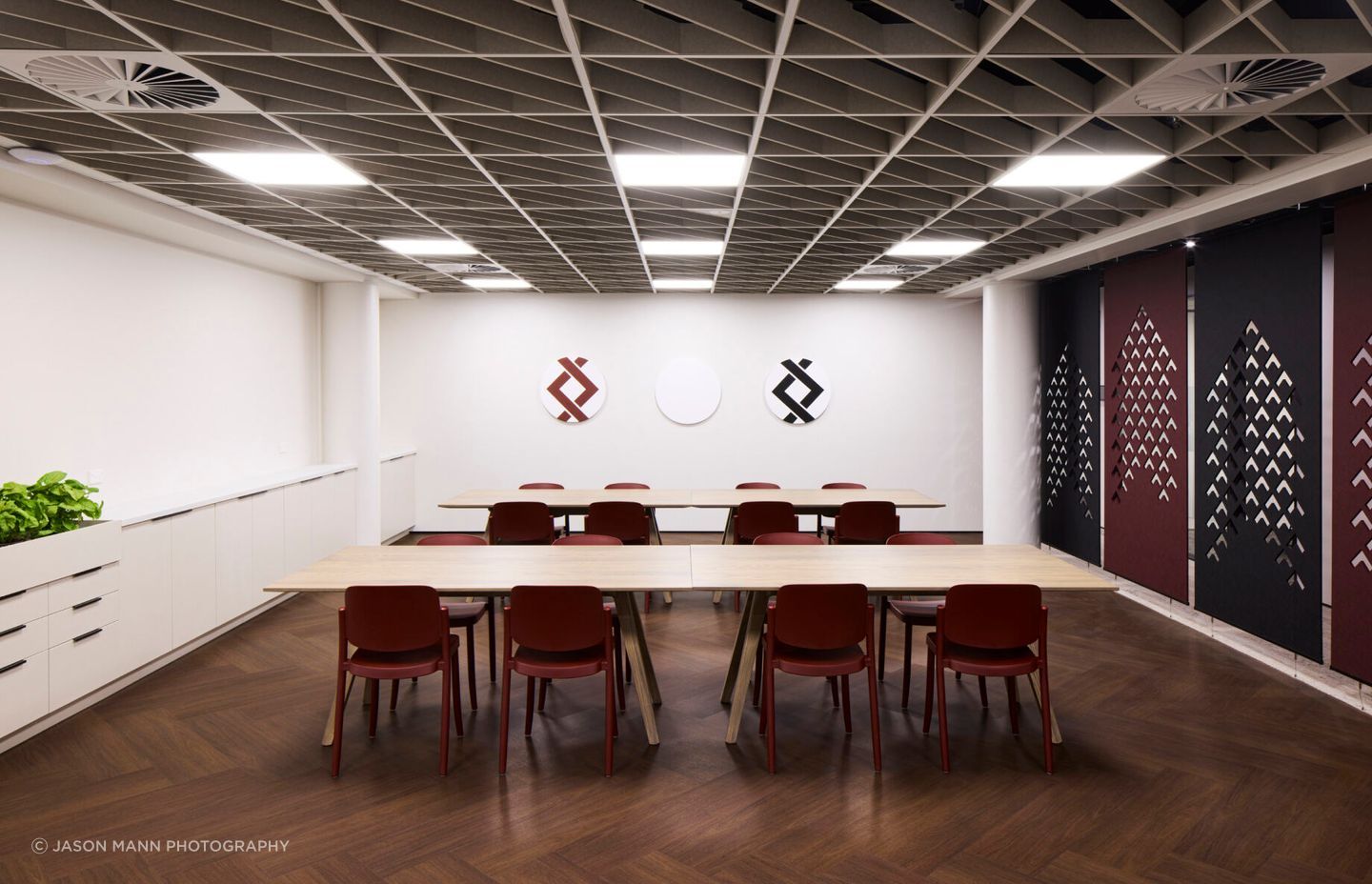 With Tikanga in mind, Studio DB incorporated a separate dining space.