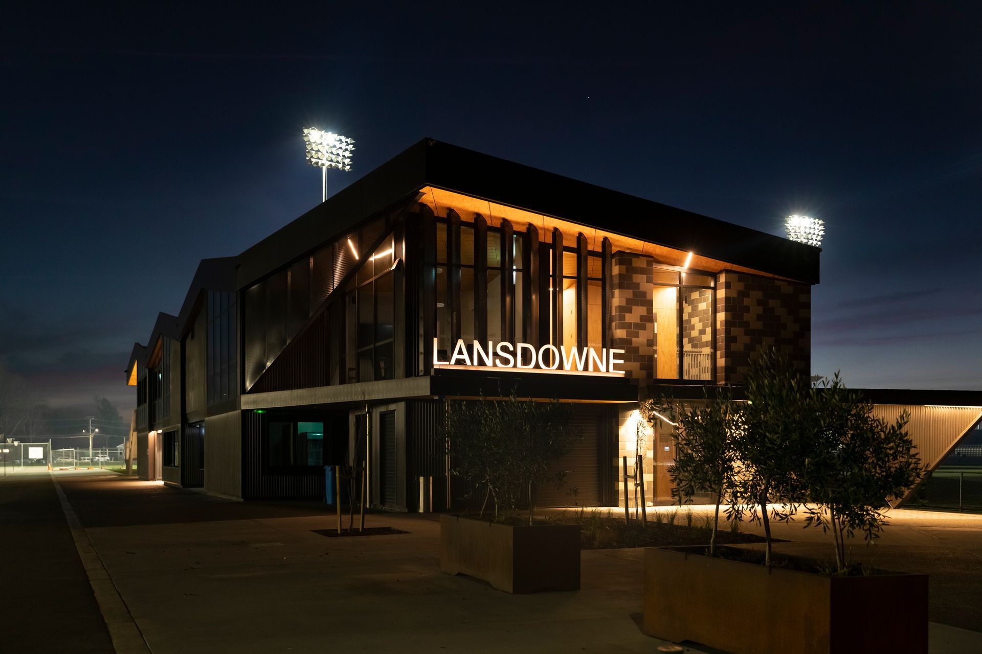At night, the entrance to the building is lit up and sports can be easily viewed under the powerful floodlights.