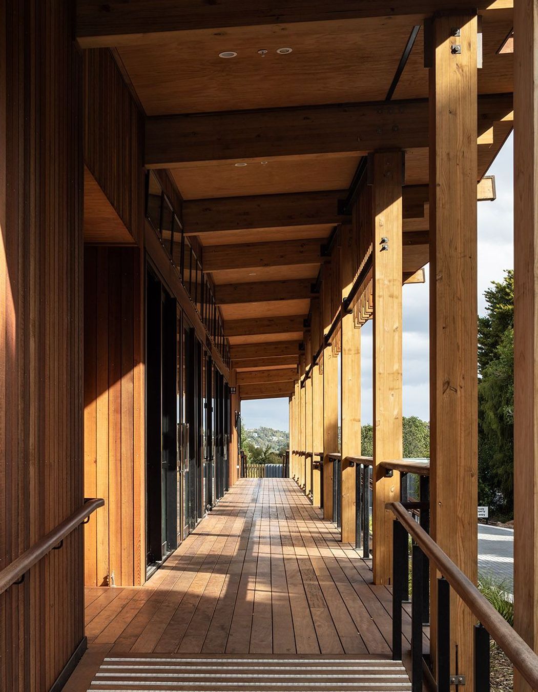 The design was originally going to feature circular motifs, but this was gradually changed to more linear patterns.