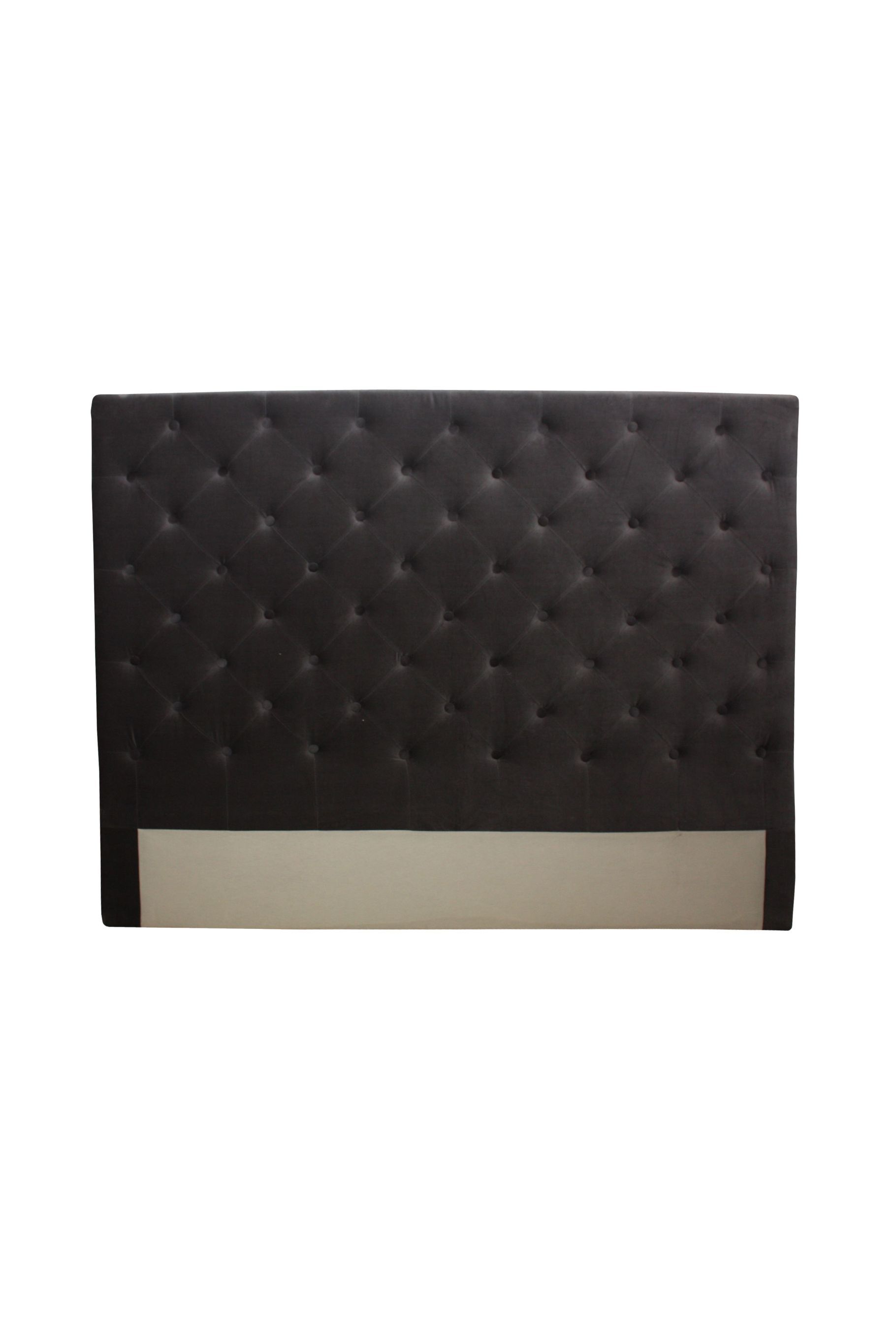 Button bedhead in velvet by French Country Collections