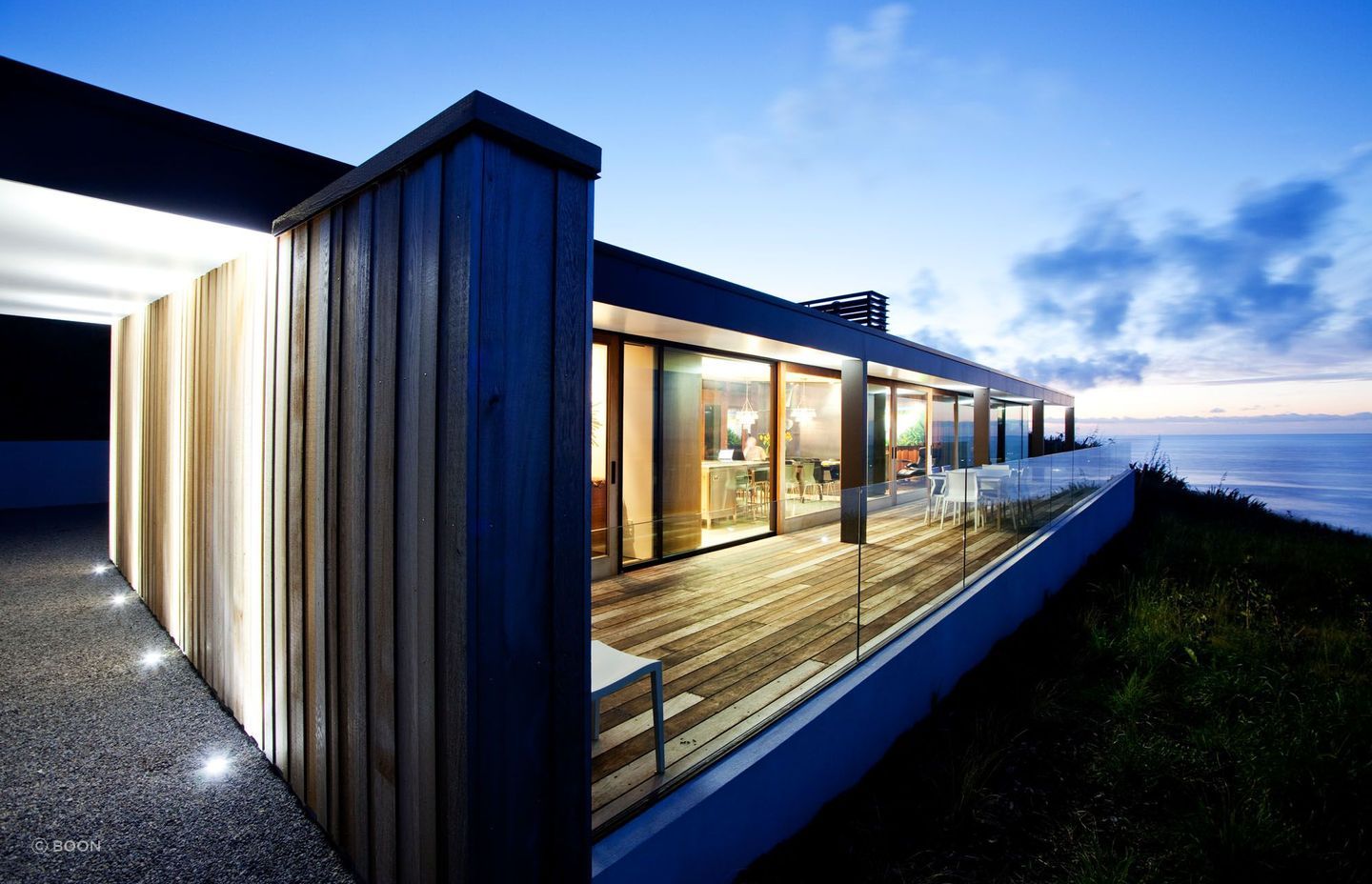 A stunning view at sunset with magical coastal views. Photography: Sandra Henderson