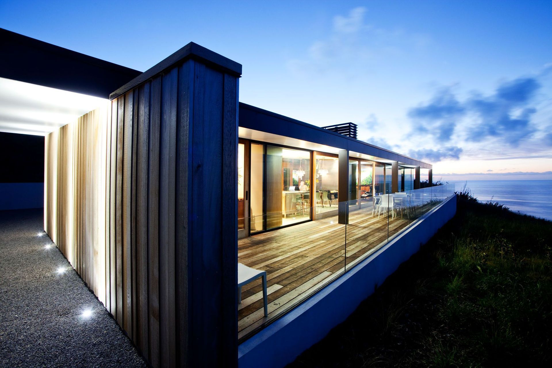 A stunning view at sunset with magical coastal views. Photography: Sandra Henderson