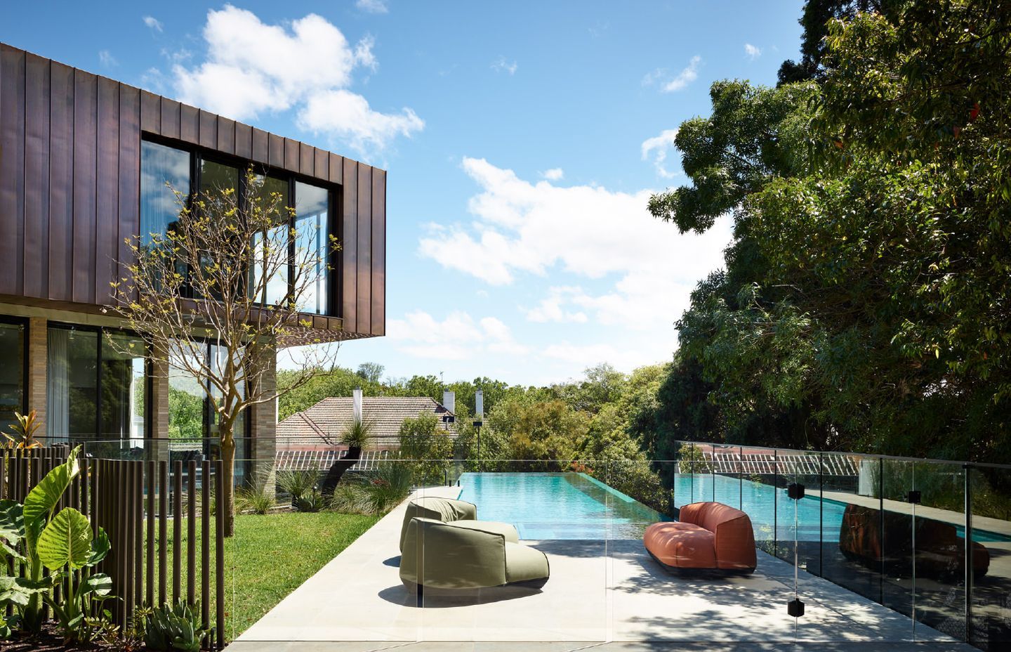 Toorak House by Cera Stribley | Interior design by AV-ID | Photography by Derek Swalwell