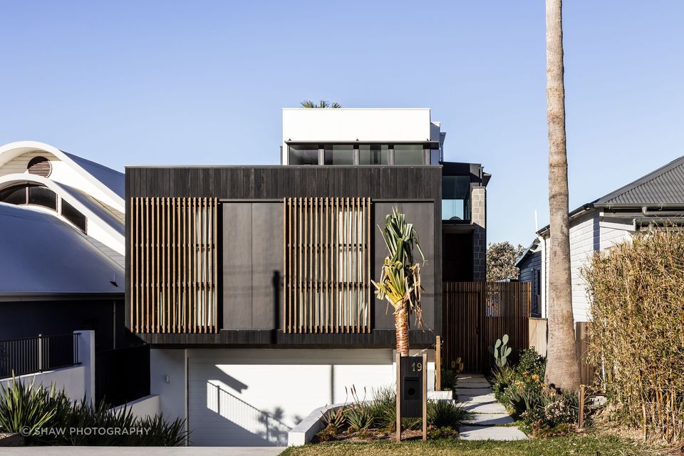 The front facade of The Coledale Ave House