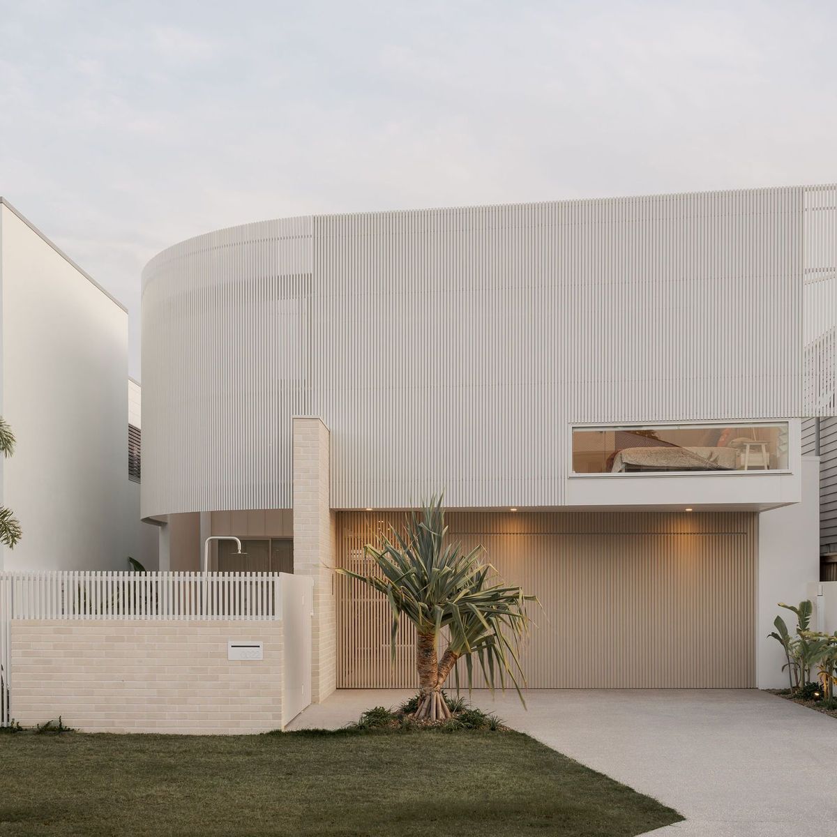 A calming, modern beach house on the Sunshine Coast