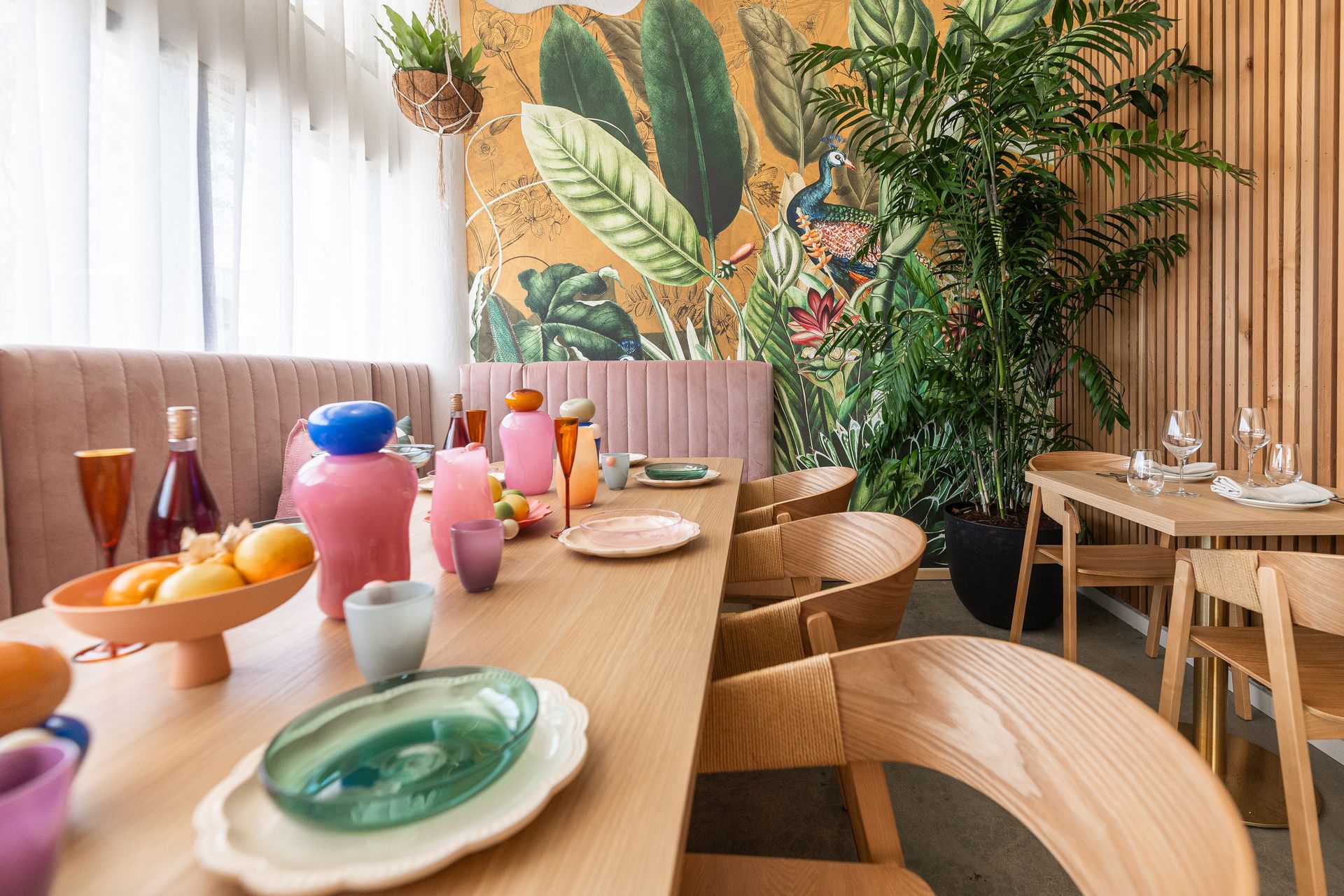 Tropical fusion fit for it's Noosa location.