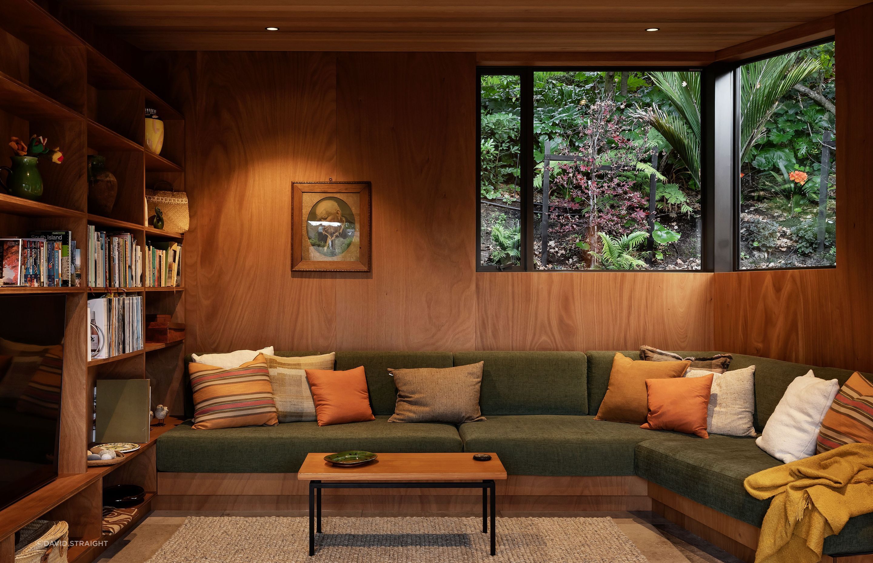 The den is a flexi-space for TV, reading or extra room for grandchildren’s sleepovers. The built-in bench seating and book shelving was designed by Hamish Cameron Architecture and crafted by Optimum Furniture.