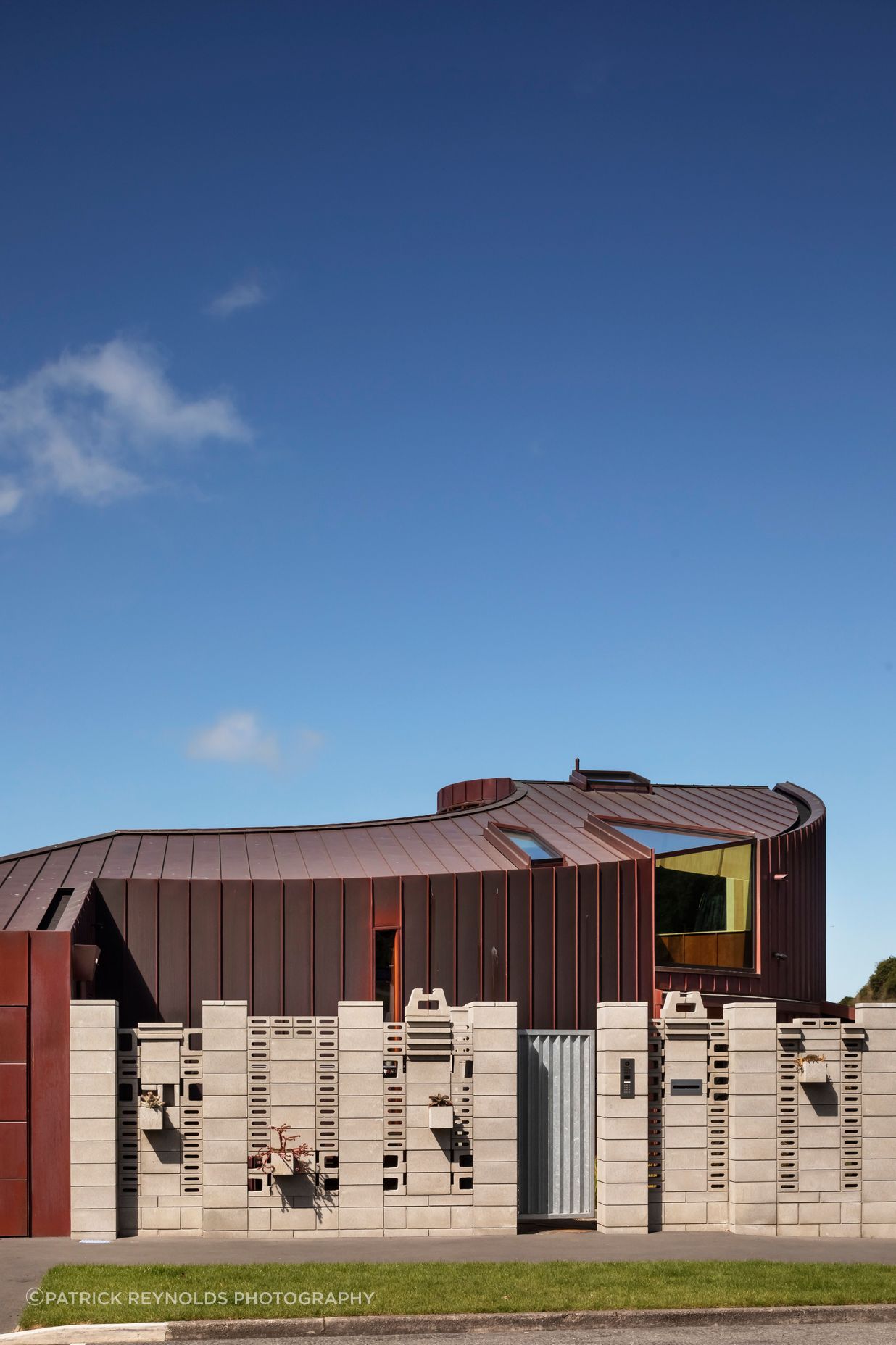 The new-build home in Lyttelton is completely clad in copper. “We worked with The Architectural Roofing Company in Christchurch to come up with detailing and ways to make that work,” says Brad Bonnington of Bull O’Sullivan Architecture.